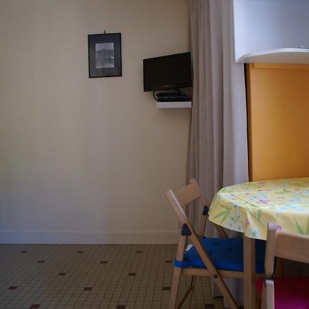 Au Coeur De Bourg Csm Daire Courseulles-sur-Mer Oda fotoğraf